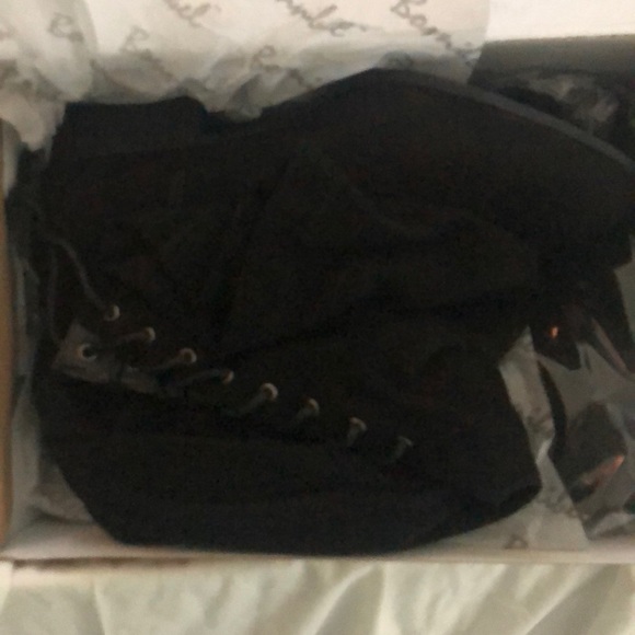 Over knee boots - Picture 1 of 2